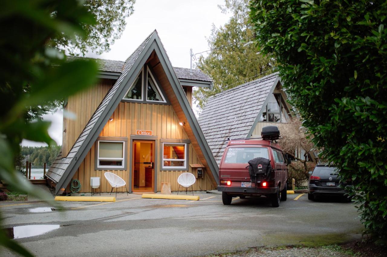 The Shoreline Tofino Exterior photo